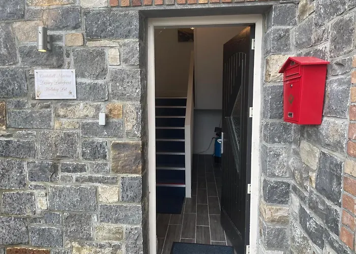 Lough Key Luxury Riverfront Apartment