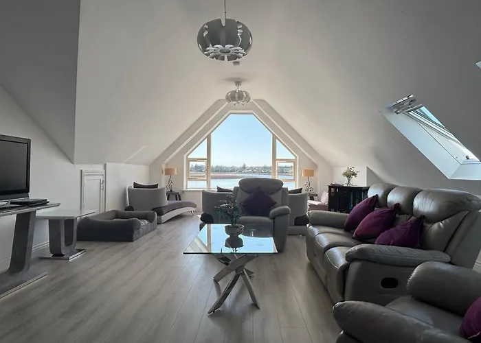 Lough Key Luxury Riverfront Apartment
