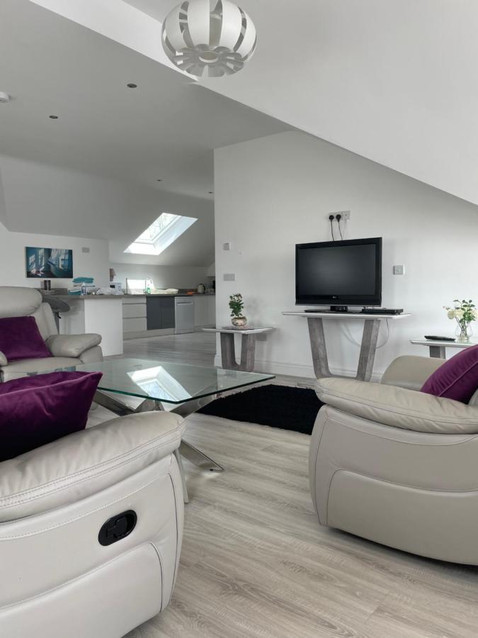 Lough Key Luxury Riverfront Cootehall