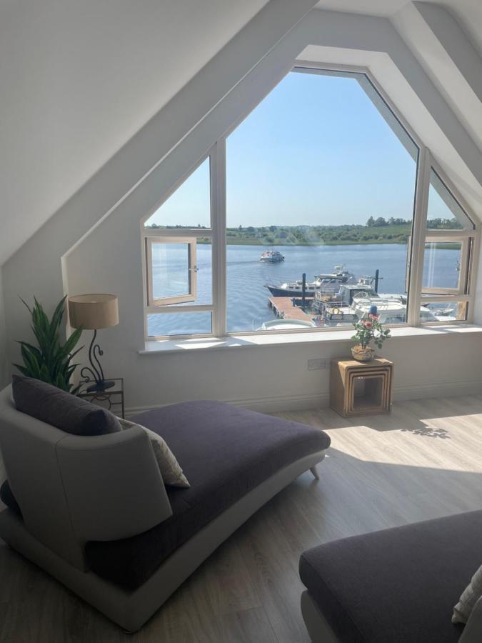 Lough Key Luxury Riverfront Cootehall