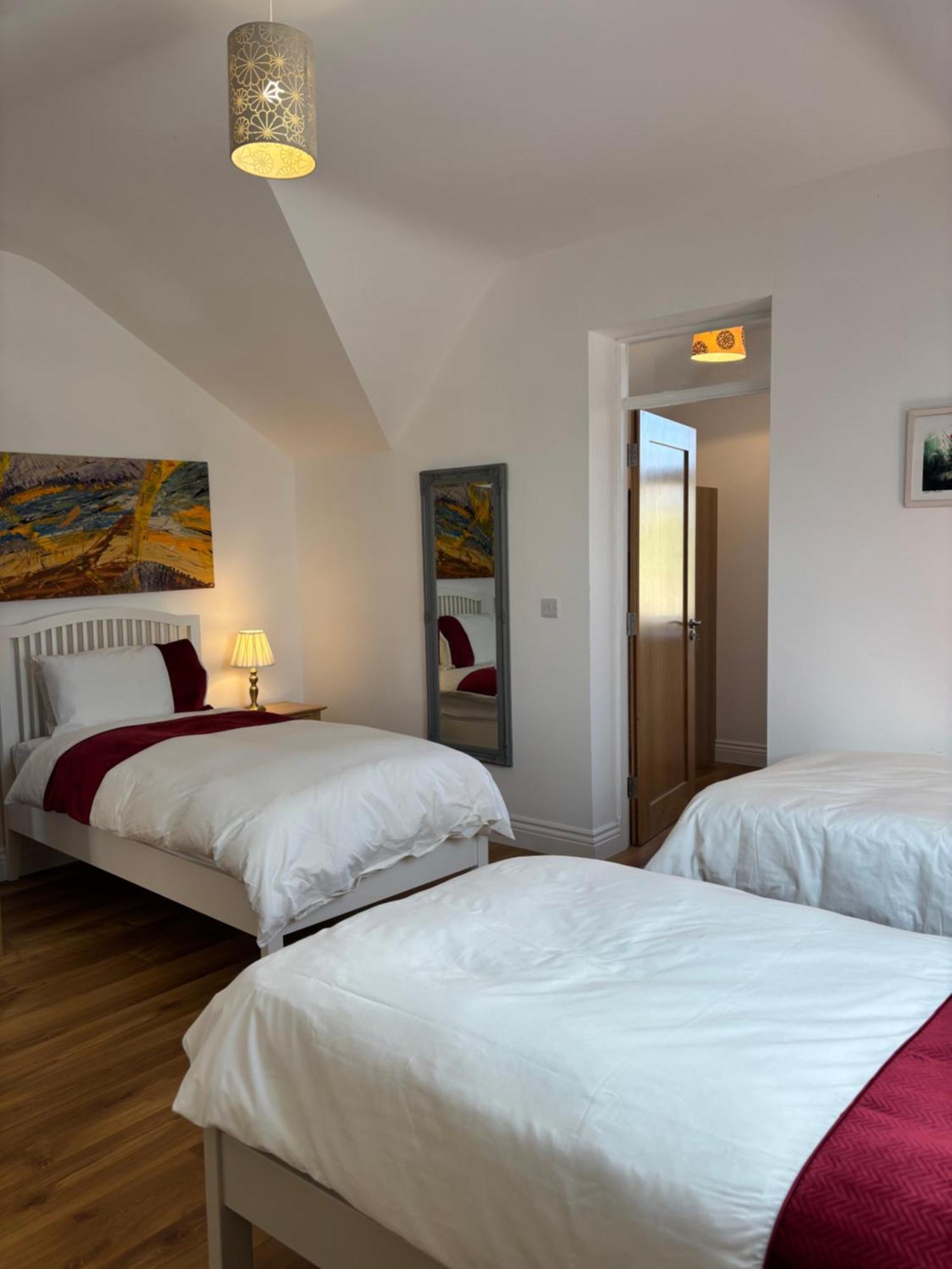 Lough Key Luxury Riverfront *